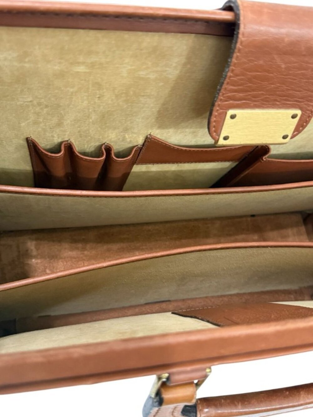 Vintage Coach Doctor Bag Briefcase British Tan Leather Framed 17x13x6 No Key USA - Picture 13 of 16